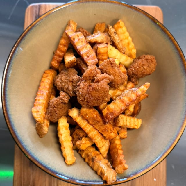 Kids Boneless Chicken & Fry.